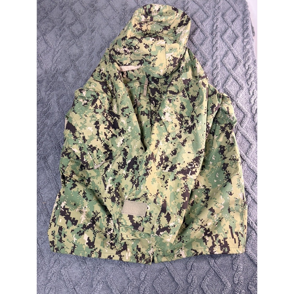 US NAVY UNIFORM WORKING PARKA TYPE III GORE-TEX SIZE Large XX_SHORT